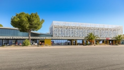 AEROPORT - ARRIVEES COTE PISTE